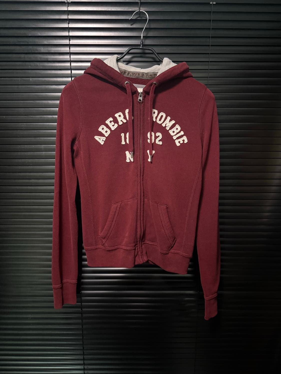 아베크롬비 버건디 레드 후드 집업 후디 스웻 S 90 y2k 빈티지 스웻 상품이미지3