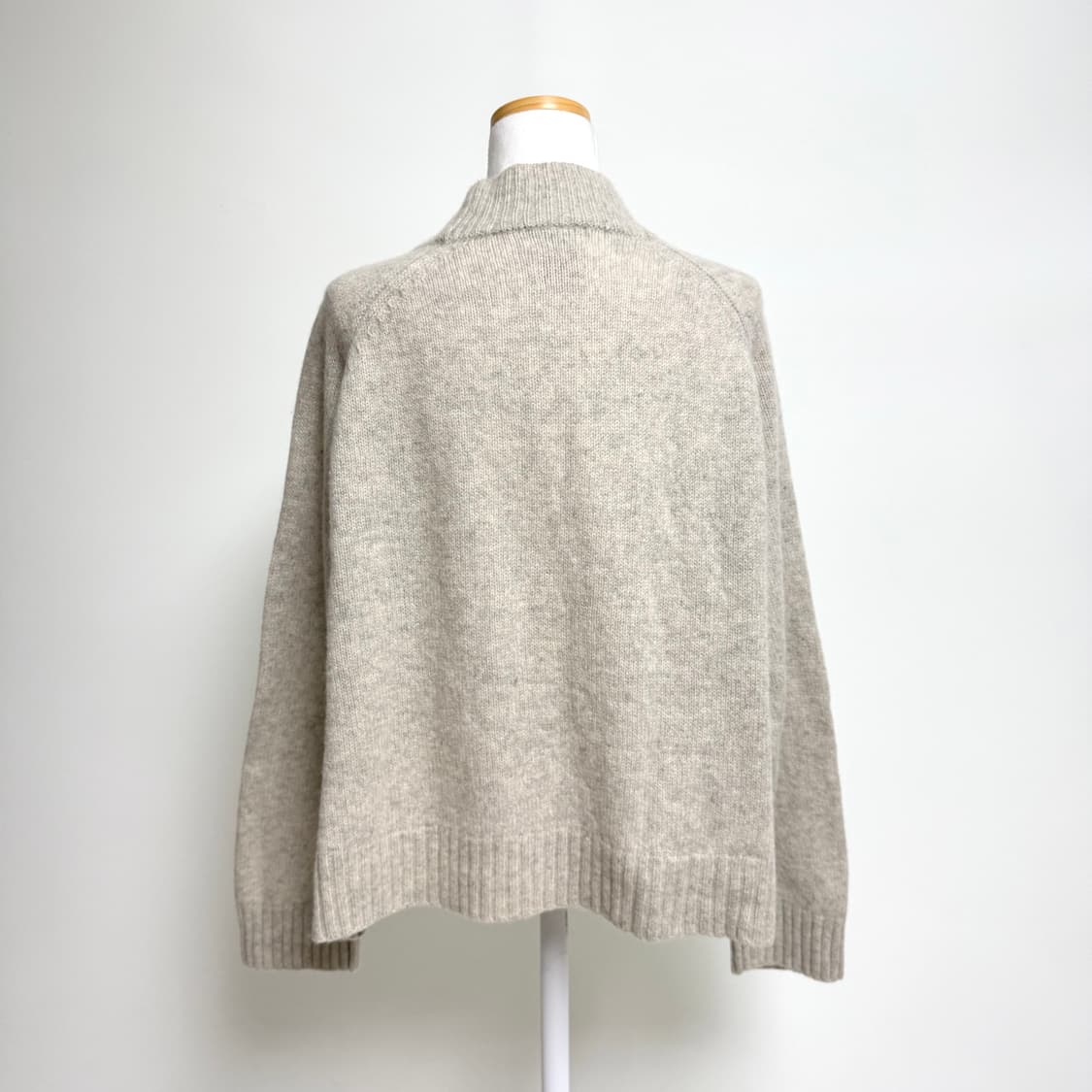 [램스울 100%] 오트밀 트임 가디건 LL 상품이미지3