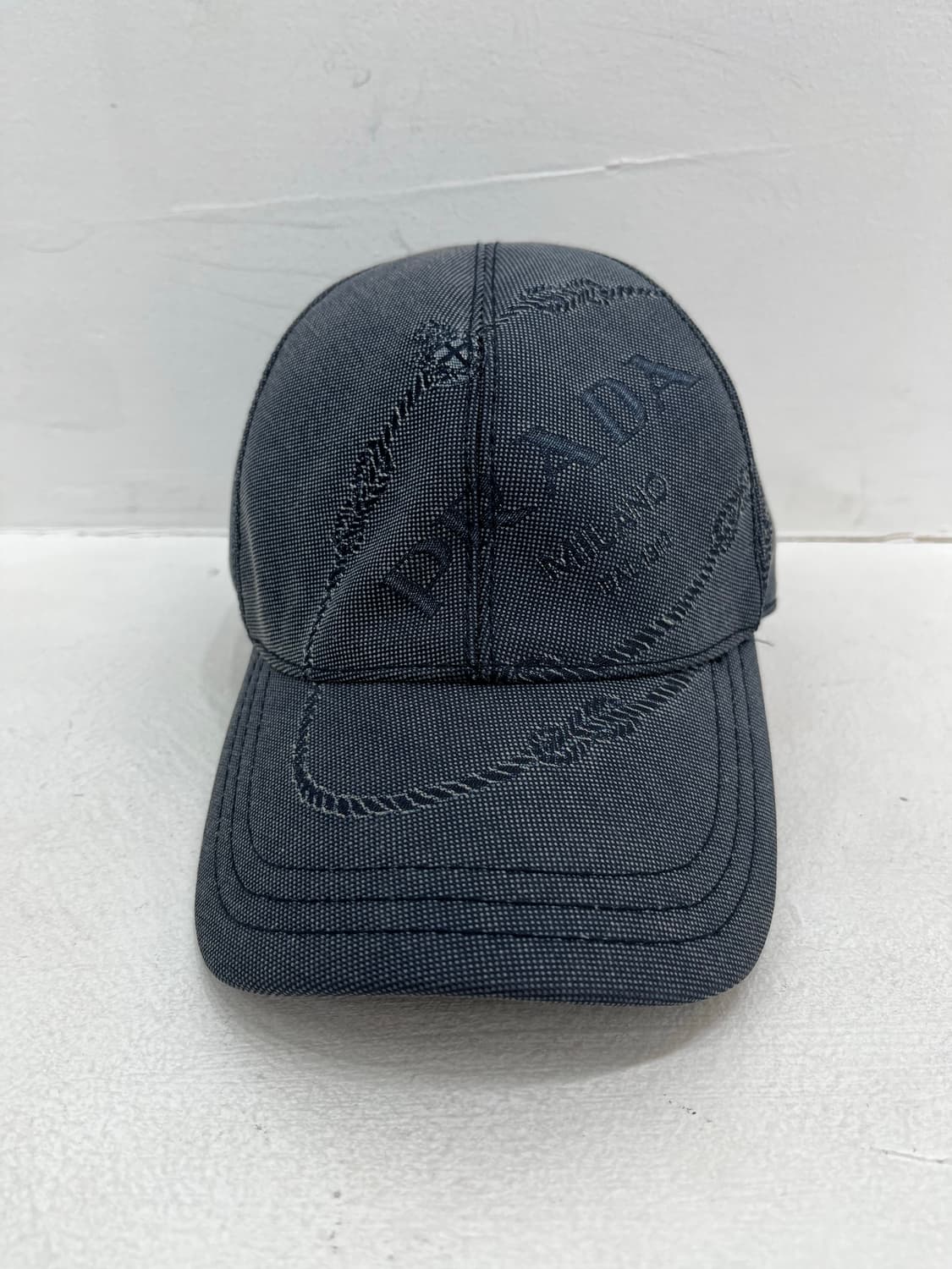 프라다 데님 로고 볼캡 M사이즈 상품이미지1