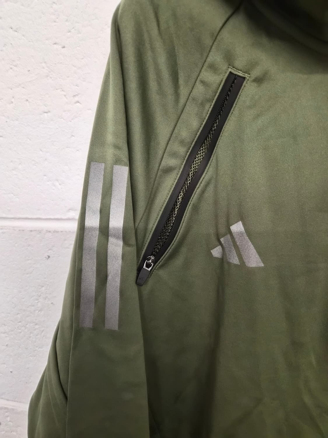 XL) 아디다스 컴뱃스포츠 하이드로 3.0 트랙수트 팝니다 상품이미지3