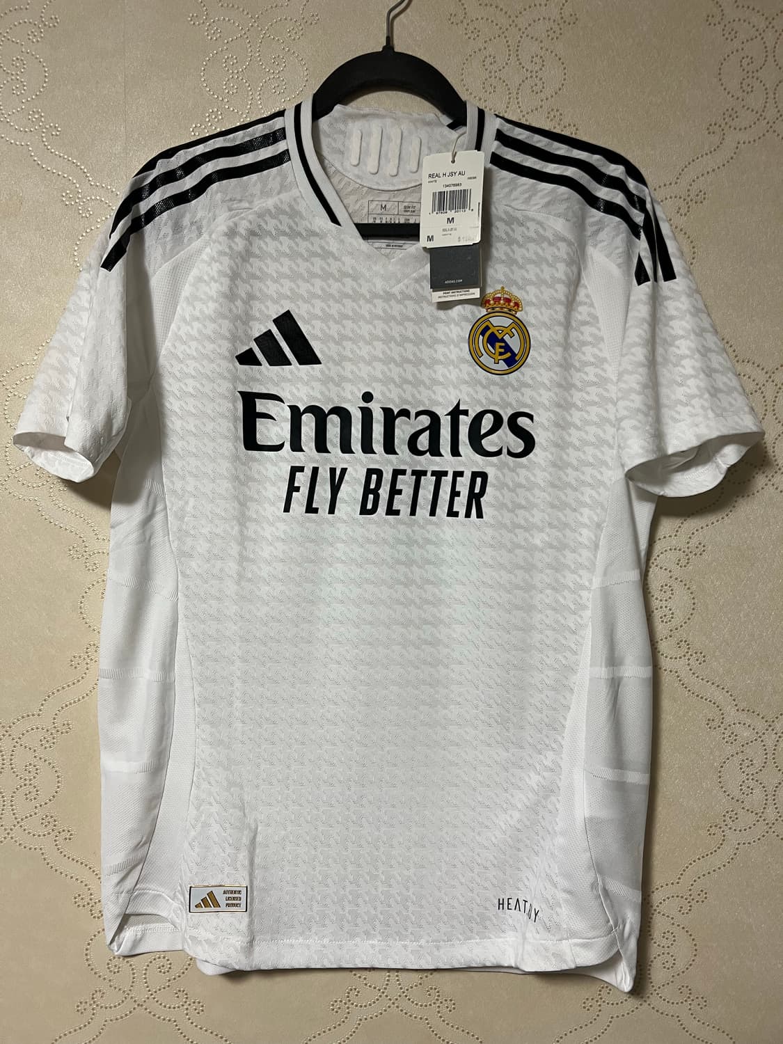 24-25 레알 마드리드 홈 어센틱 반팔 유니폼 상품이미지2