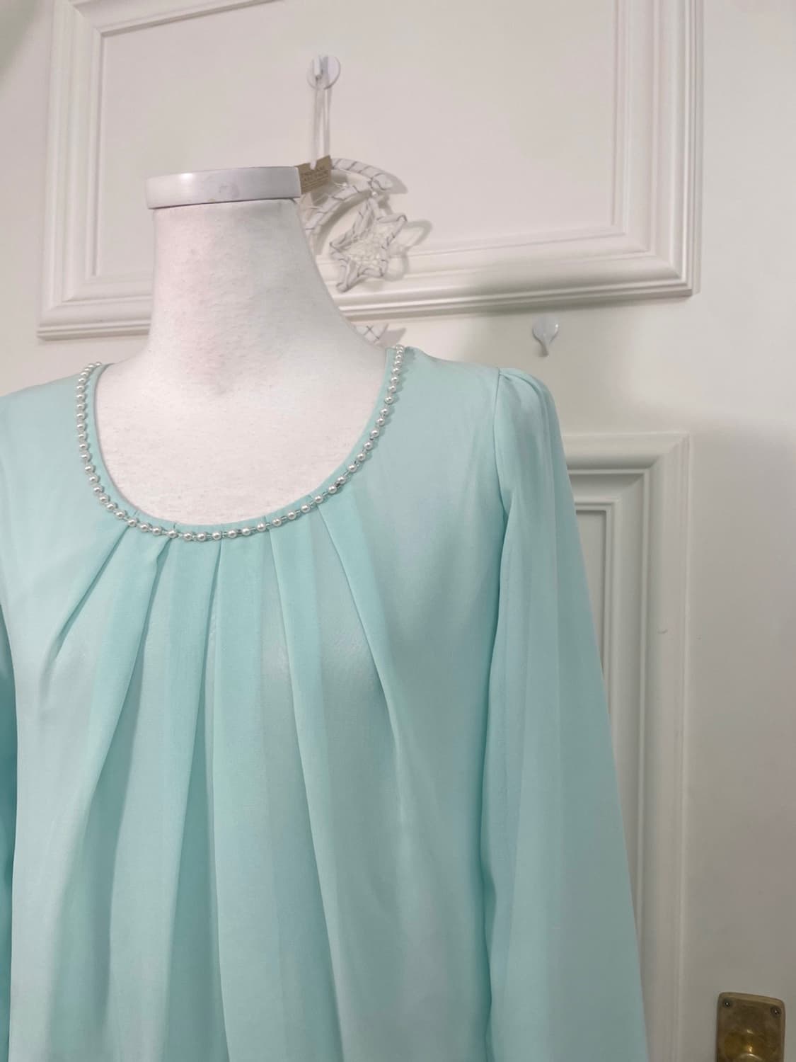 mint back bow neck pearl blouse(size-M) 상품이미지7