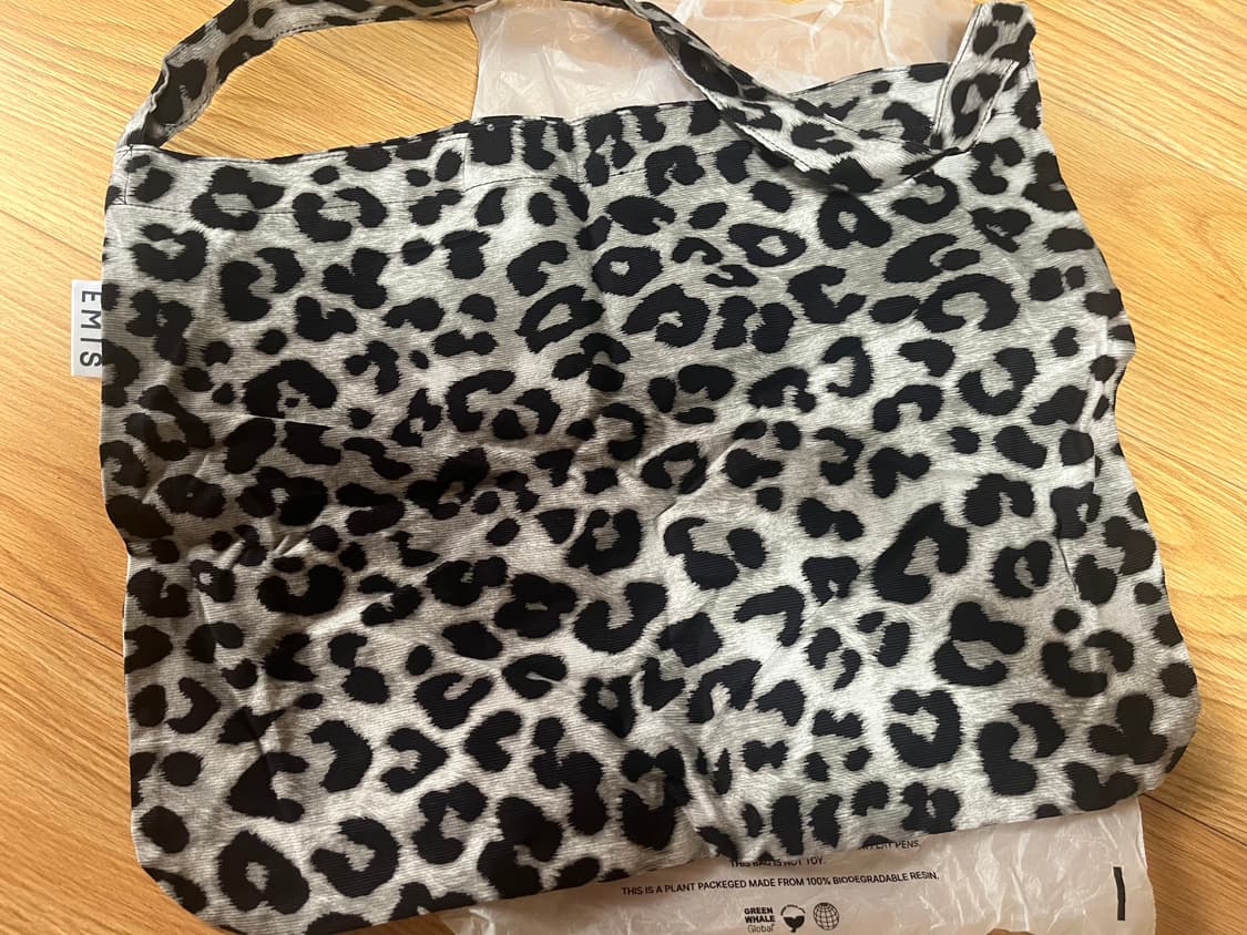 Emis new leopard corduroy eco bag gray 상품이미지1