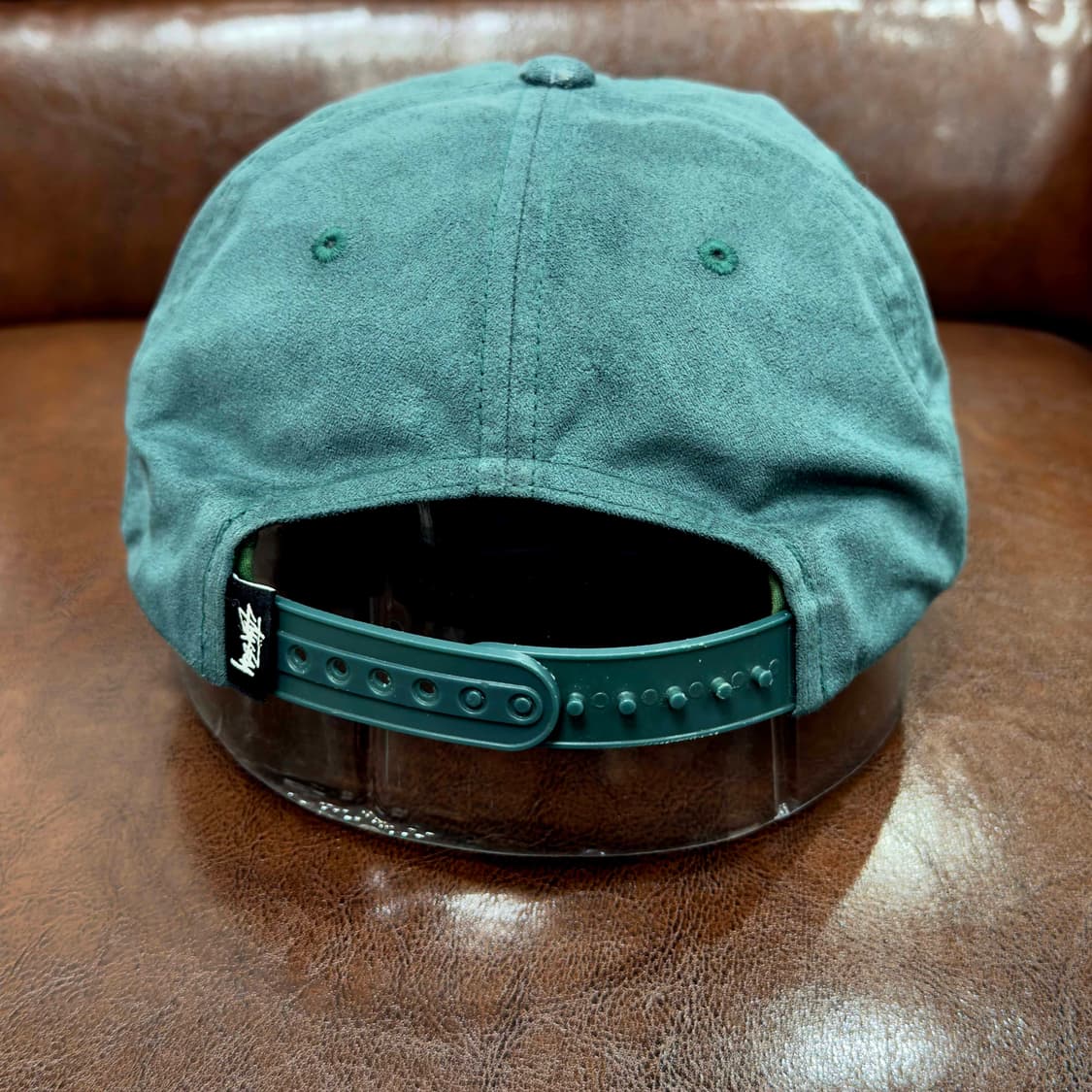 스투시 스웨이드 로고 볼캡 상품이미지5