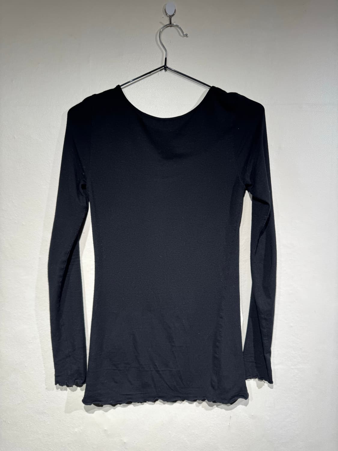 Yuukiogura slim-fit black long sleeve    상품이미지2