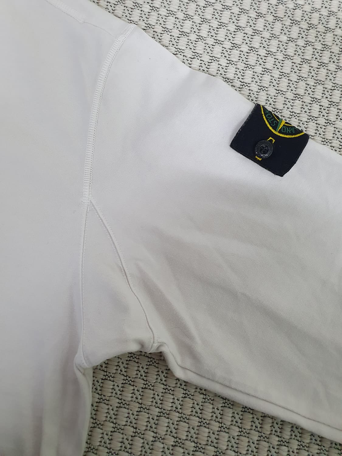 19SS 스톤 아일랜드 아이보리 스웨트셔츠 상품이미지3