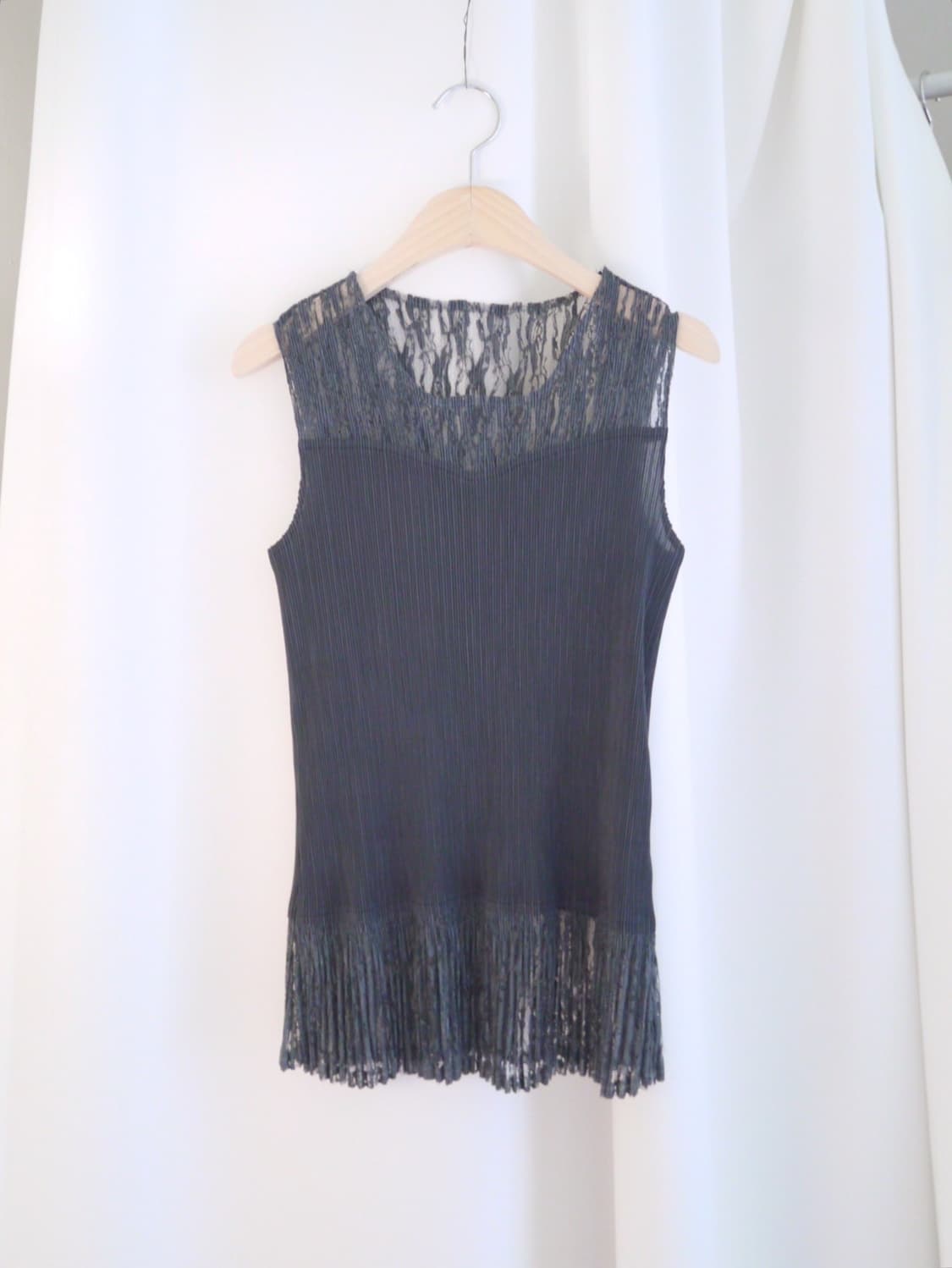 pleats lace sleeveless 상품이미지1