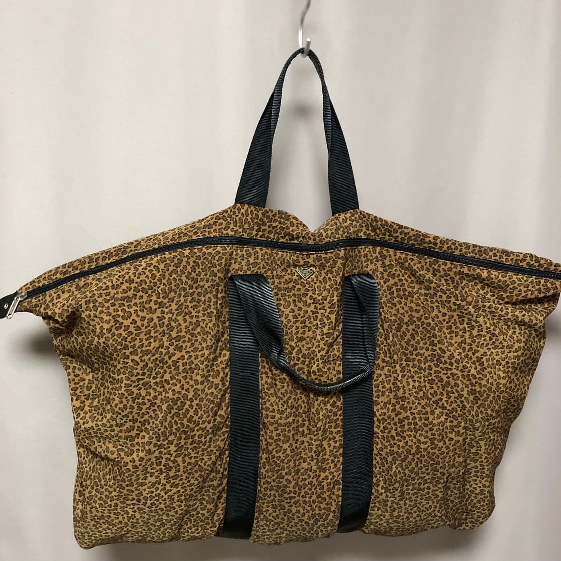 보테가베네타 레오파드 더플백 상품이미지4