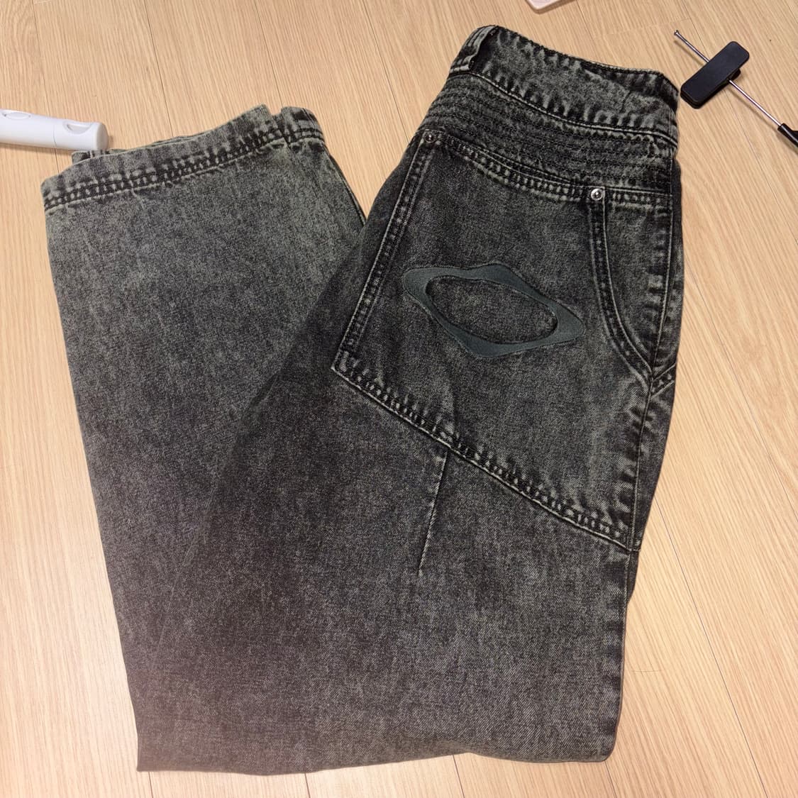 새상품)미스치프 워시드 슬라우치 진 블랙그린 M 상품이미지4