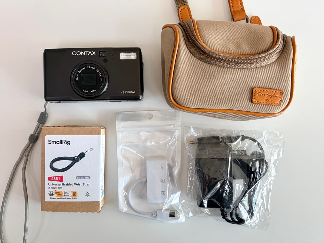 초 명품! 콘탁스 TVS D(t3 쌍둥이 디카) 상품이미지3