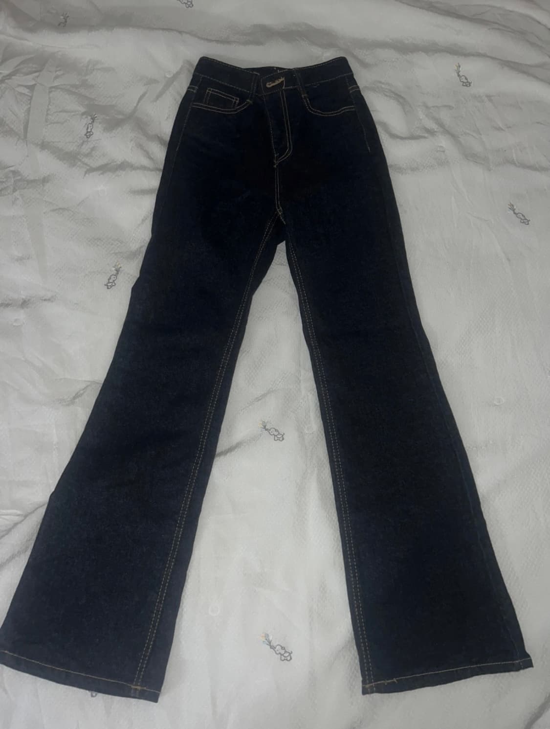 보세부츠컷바지+델리센트 카라반팔티 싸게 팔아요 상품이미지1