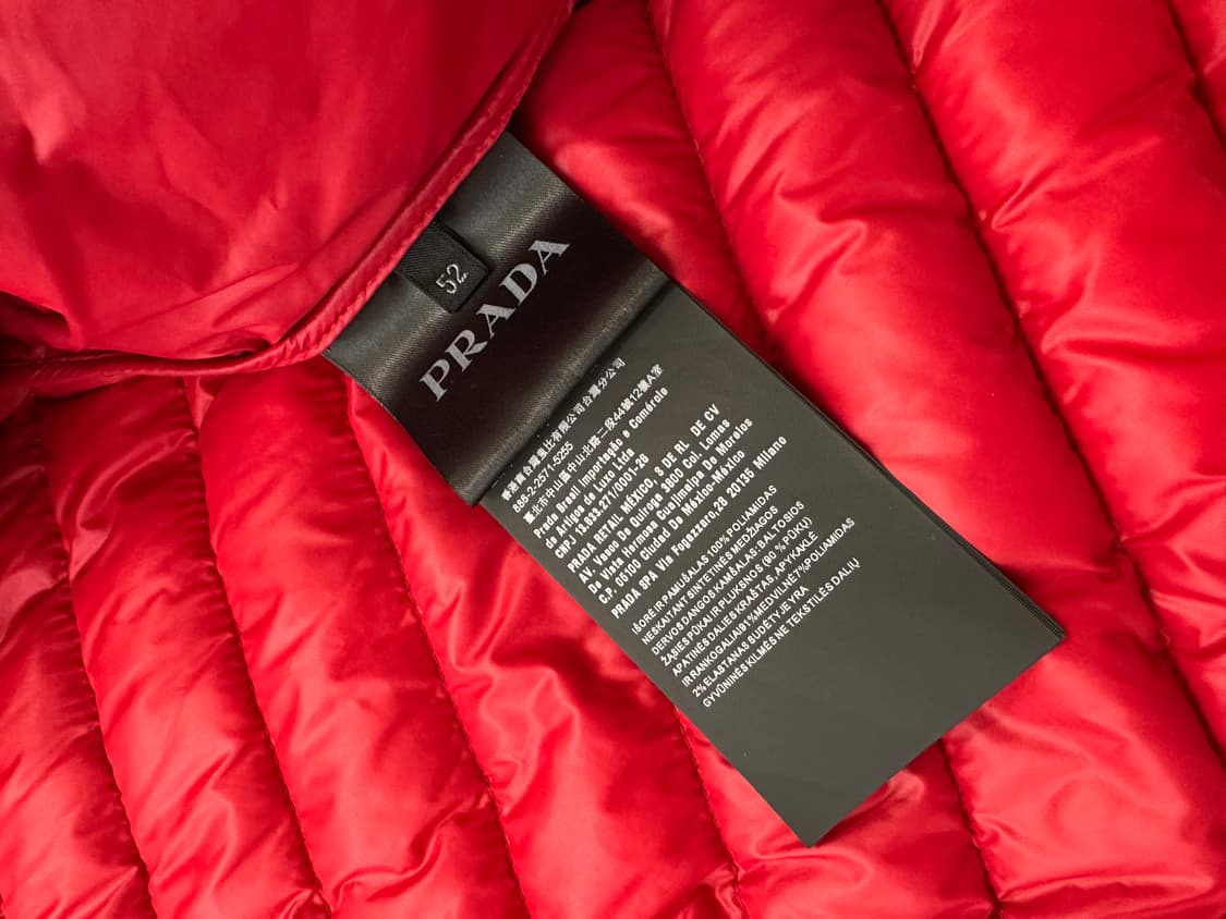 (52)프라다 삼각로고 경량 패딩 네이비 상품이미지7