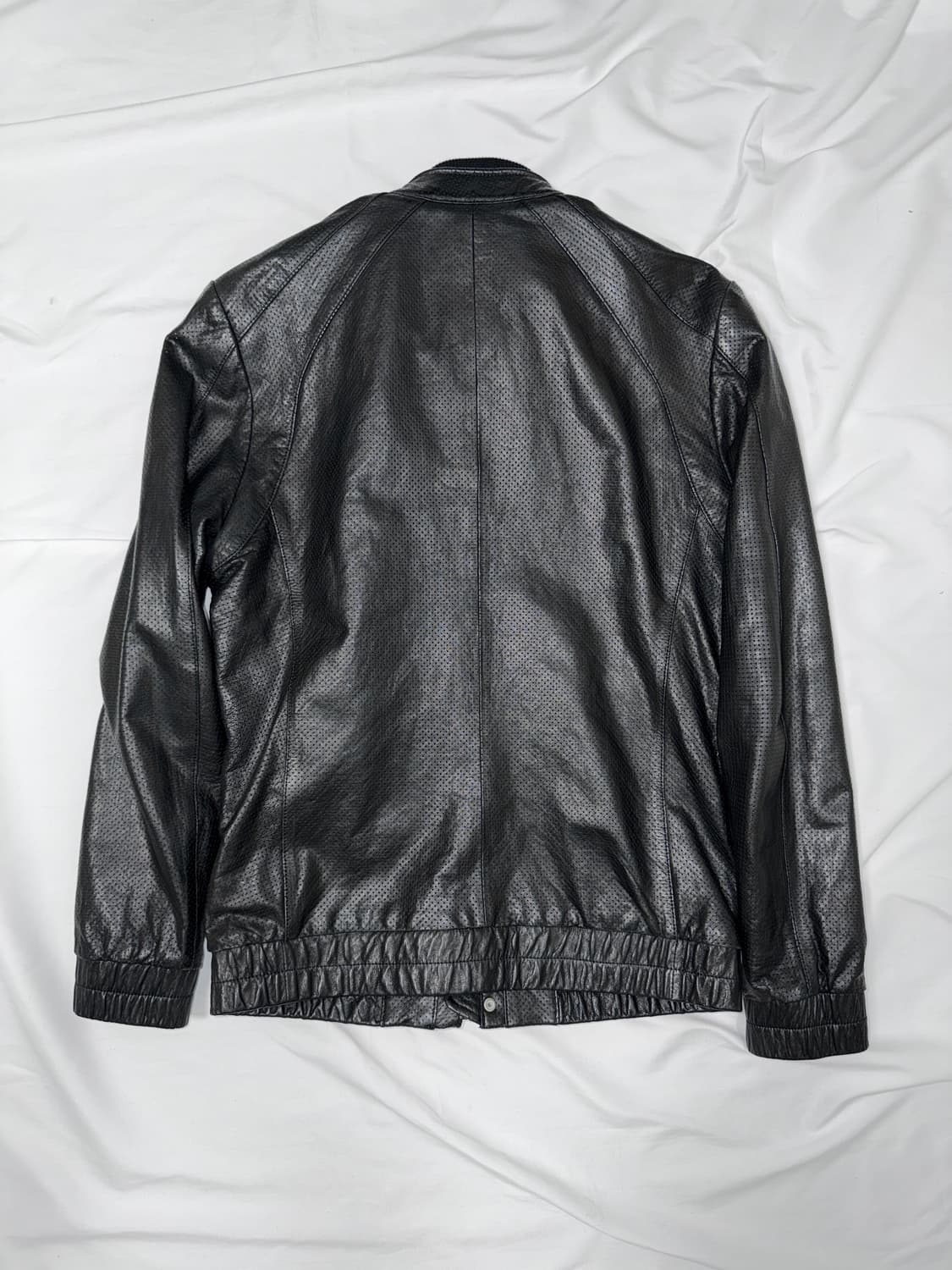 펀칭 레더 봄버 자켓 상품이미지5