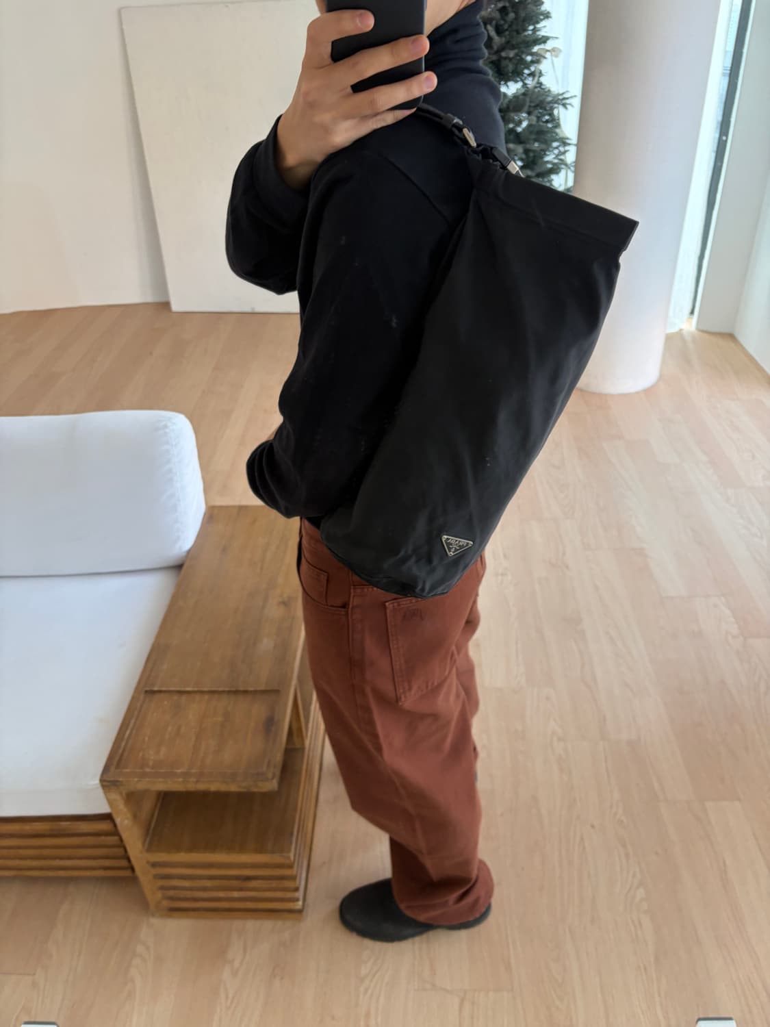 프라다 포코노 나일론 숄더백 상품이미지1