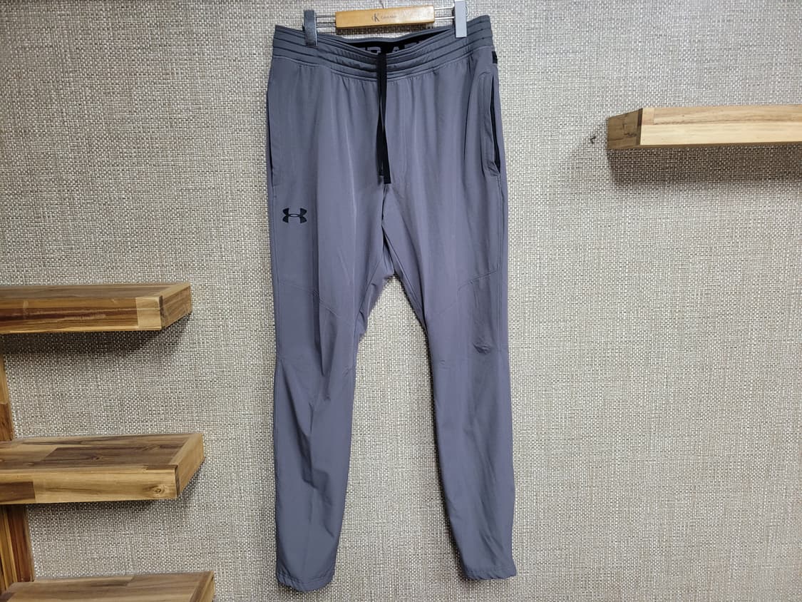 언더아머 XL 기능성 슬림핏 바지 상품이미지1