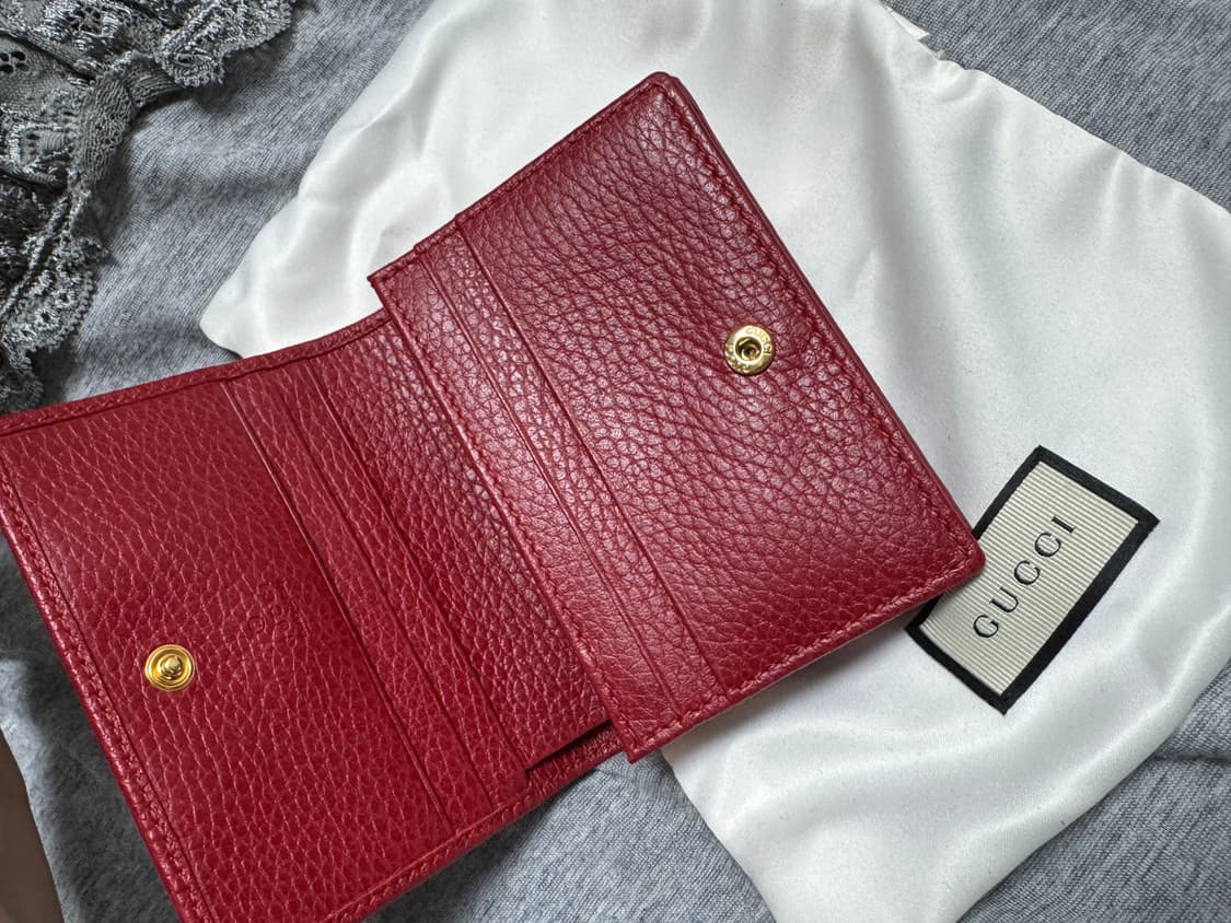 구찌 GG Marmont 레드 레더 미니지갑 상품이미지2