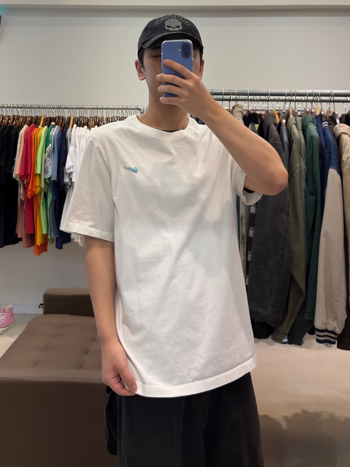 나이키 블루 폼 스우시 로고 티셔츠 상품이미지5