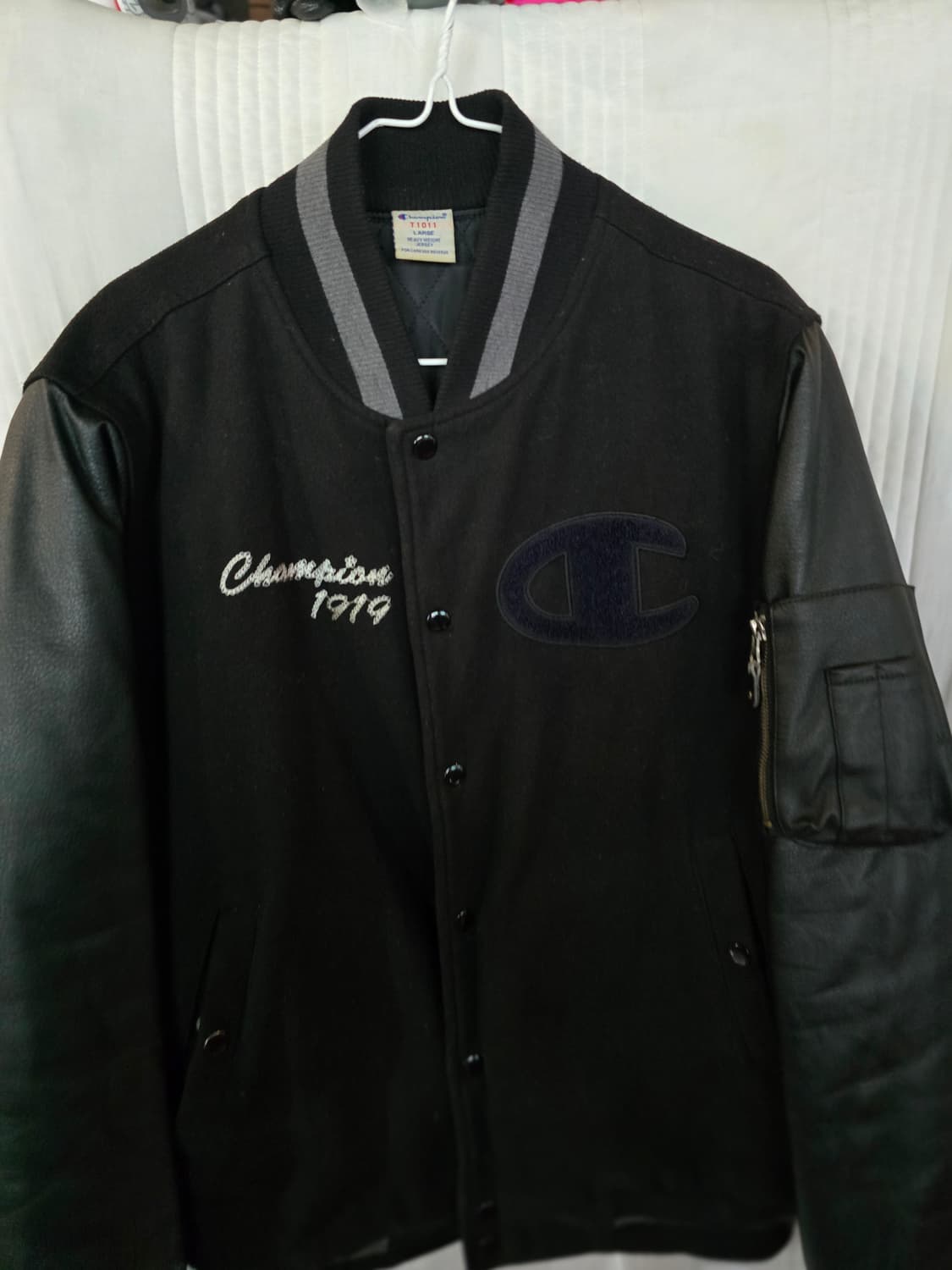 챔피온 블랙 레더 배색 스타디움 자켓 상품이미지1