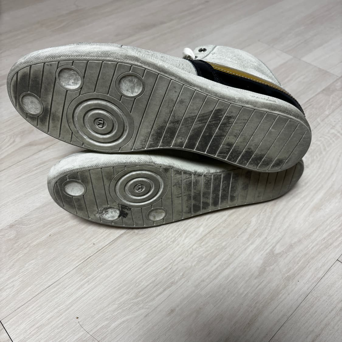 디올옴므 07AW 에디슬리먼 스웨이드 하이탑 스니커 상품이미지6