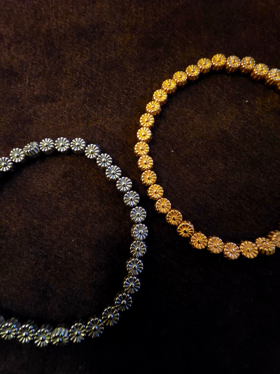 써지컬 데이지 Flower 🌼 Bracelet — 2 Styles 상품이미지1