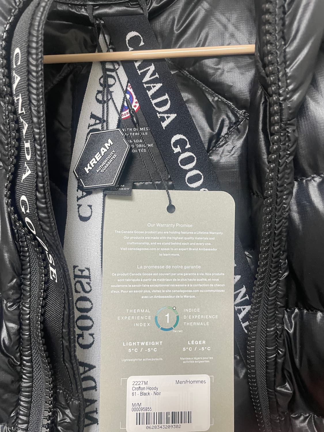 캐나다구스 크로프톤 다운 후디 블랙 상품이미지3