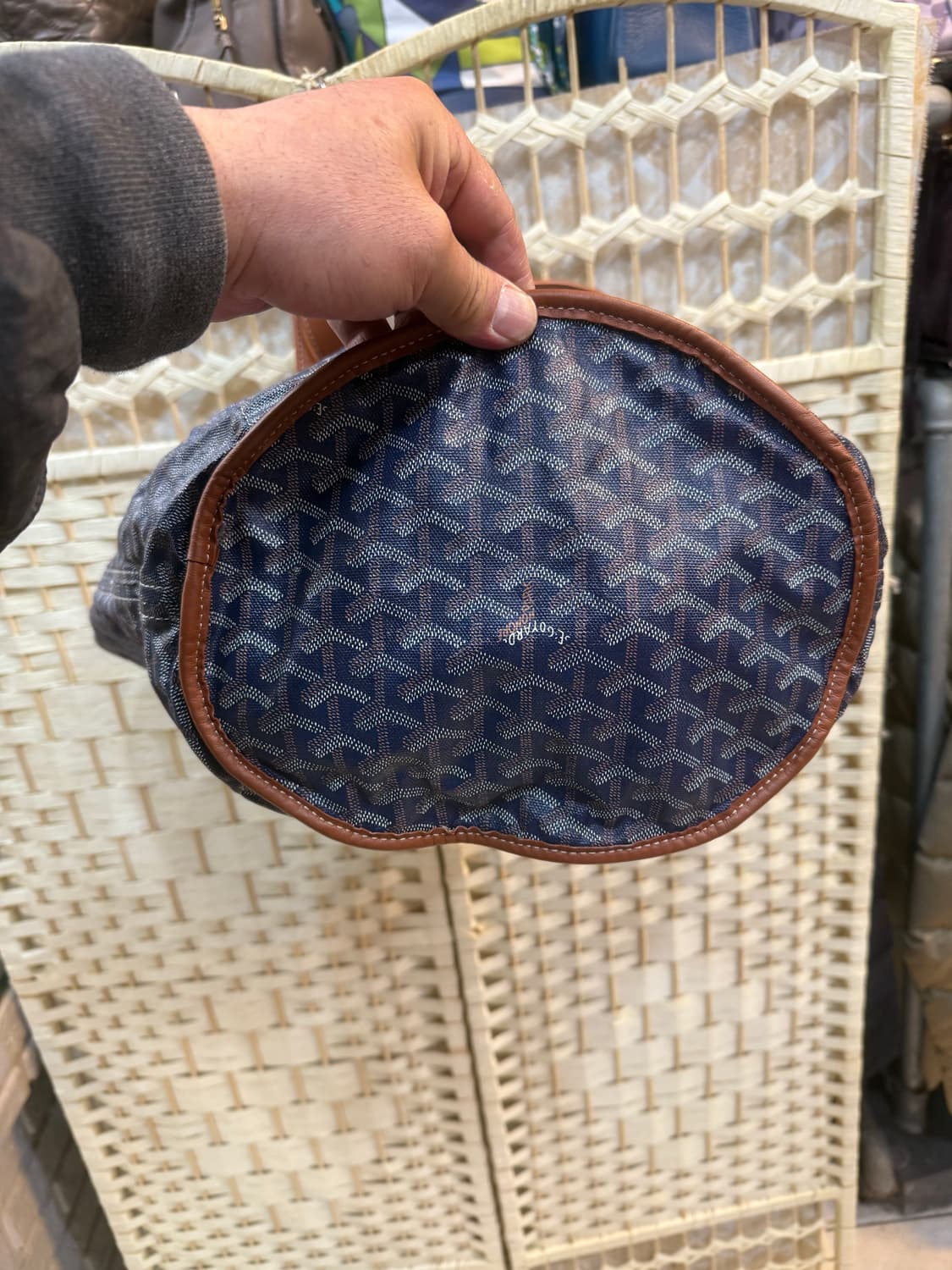 정품 고야드 벨하라 리버시블 쇼퍼백 팝니다 상품이미지5