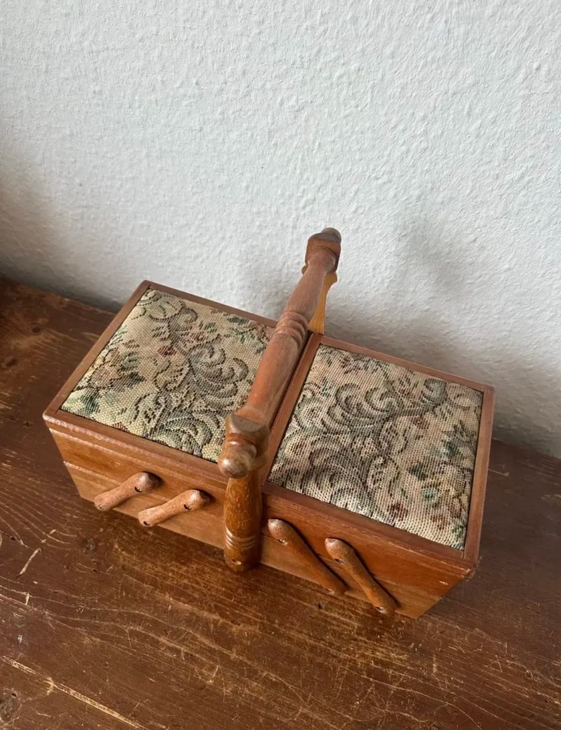 독일)빈티지 플라워원단 소잉박스 상품이미지2