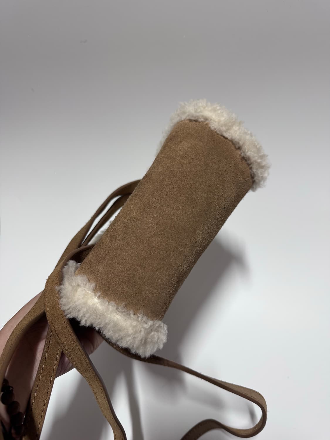 어그 텔파 체스트넛 미니백 상품이미지8