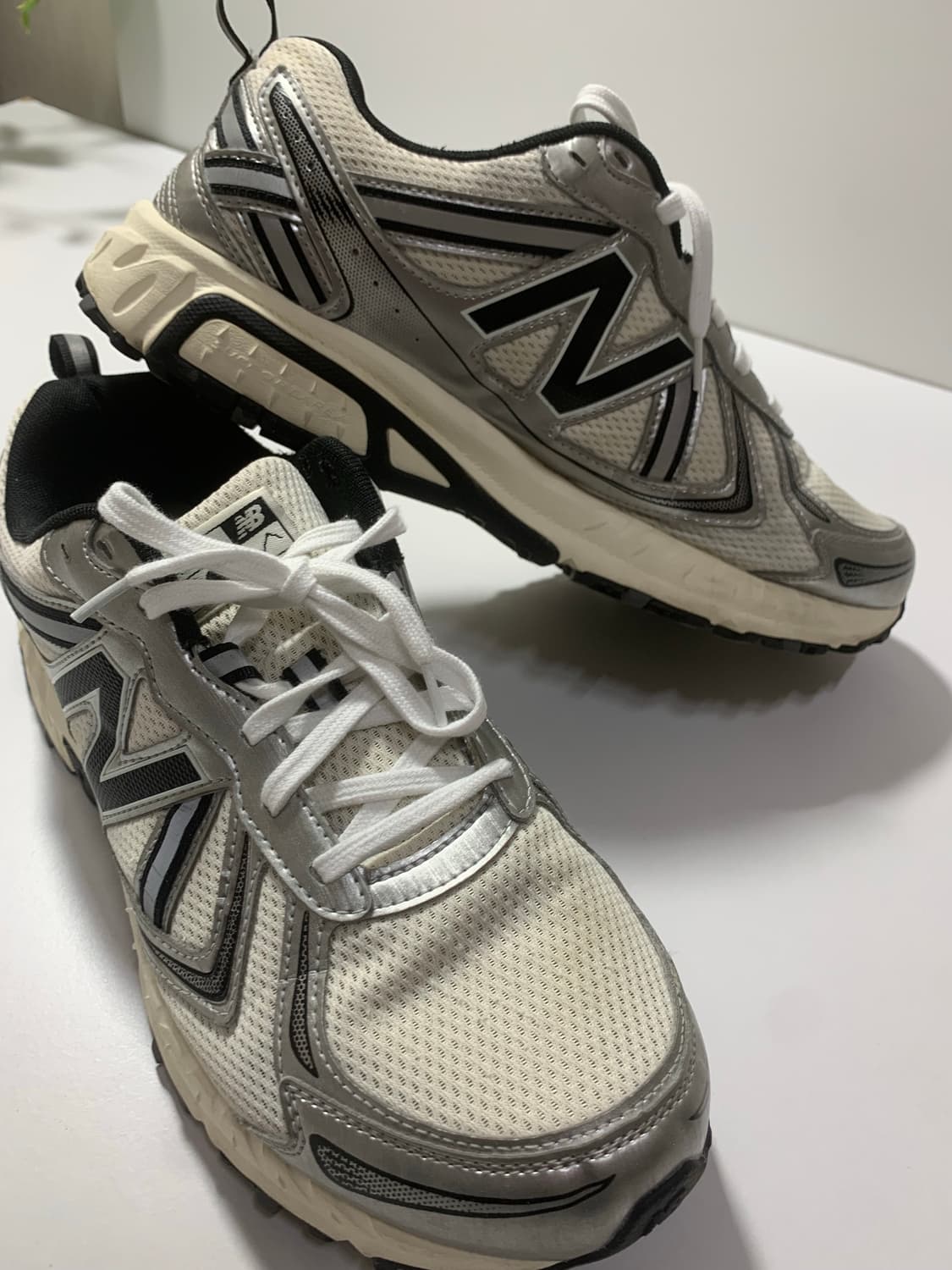 뉴발란스 410 v5 상품이미지4