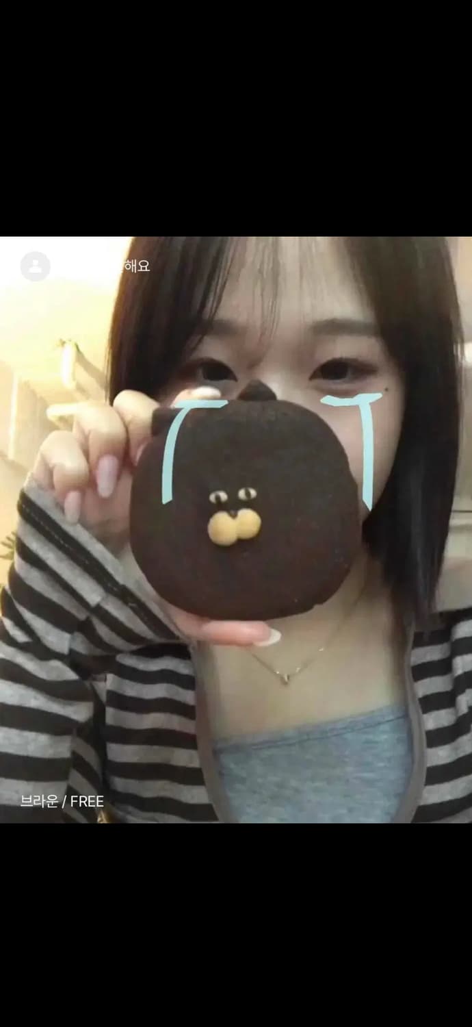 스트라이프 피케 브라운티셔츠 에이블리애즈온키미스원더원더애니원모어 상품이미지1