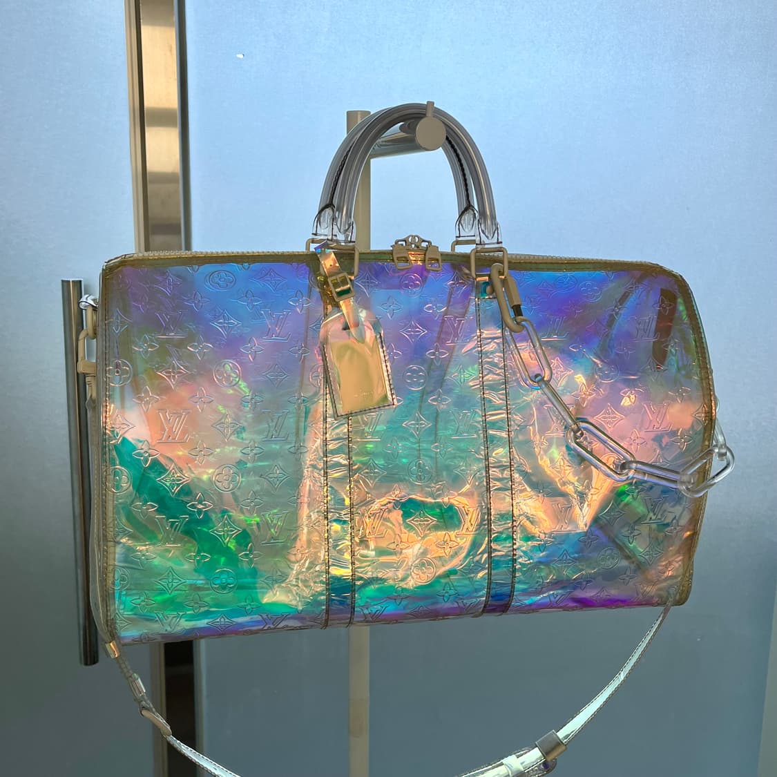 [한정판/정품] 루이비통 버질아블로 프리즘 반둘리에 키폴 50 가방 상품이미지4