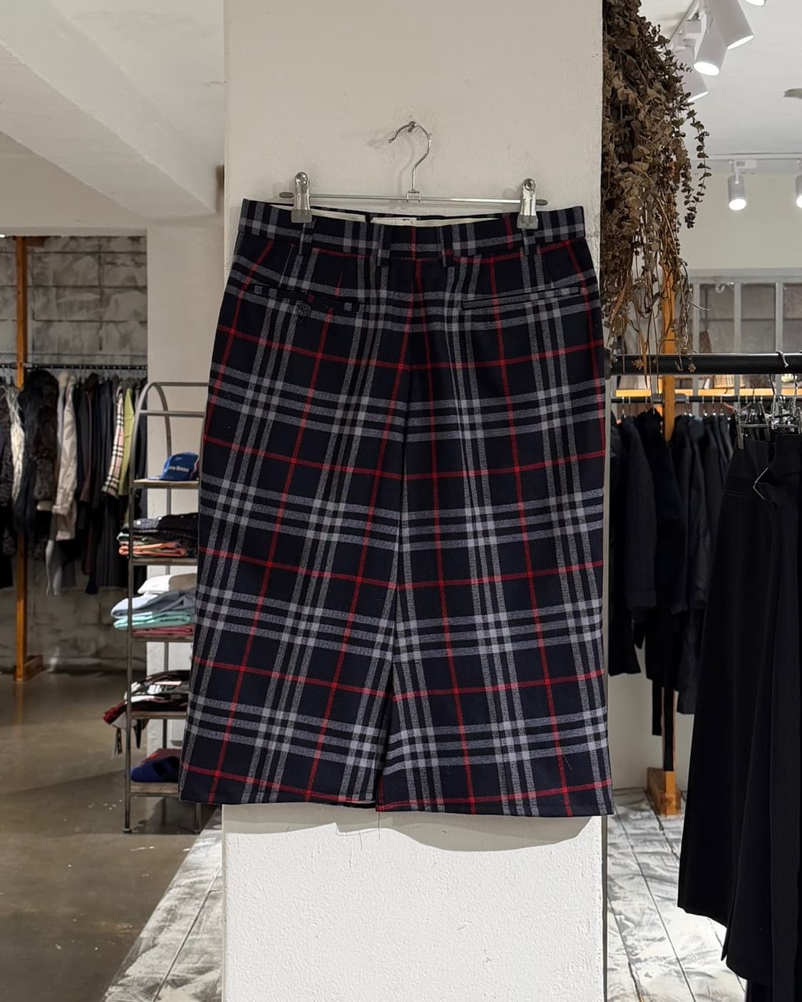 버버리 네이비 노바체크 울 미디 스커트 상품이미지4