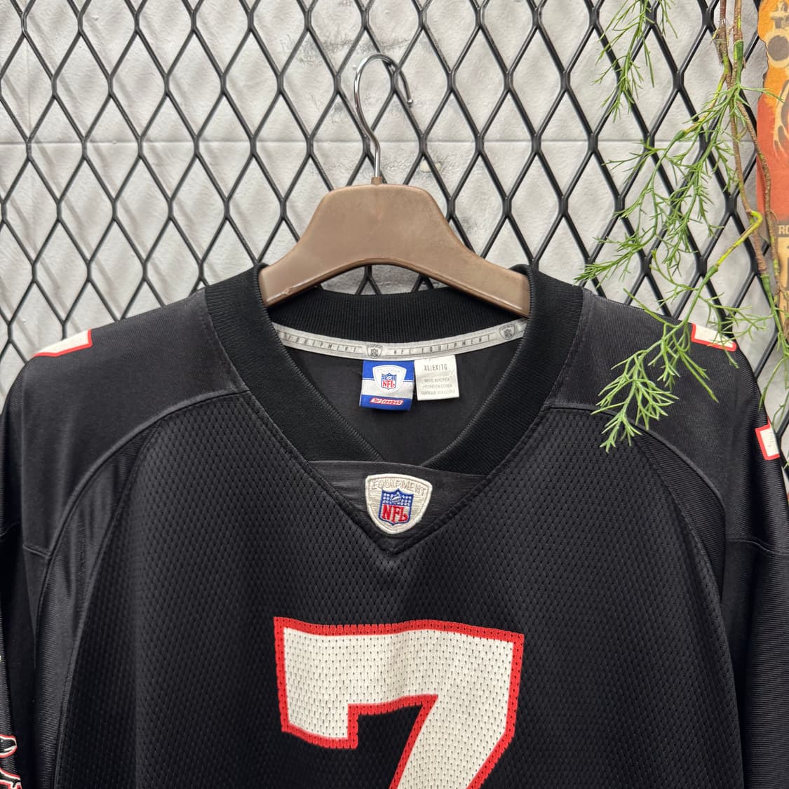 00s 리복 X NFL 온 필드 팰컨스 마이클 빅 저지 블랙 상품이미지5