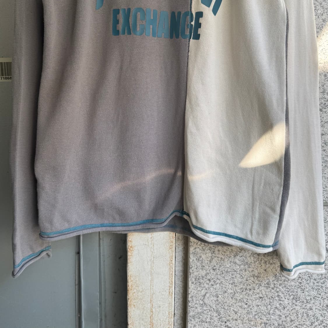 아르마니 익스체인지 스펠아웃 블럭 후디 니트 상품이미지5