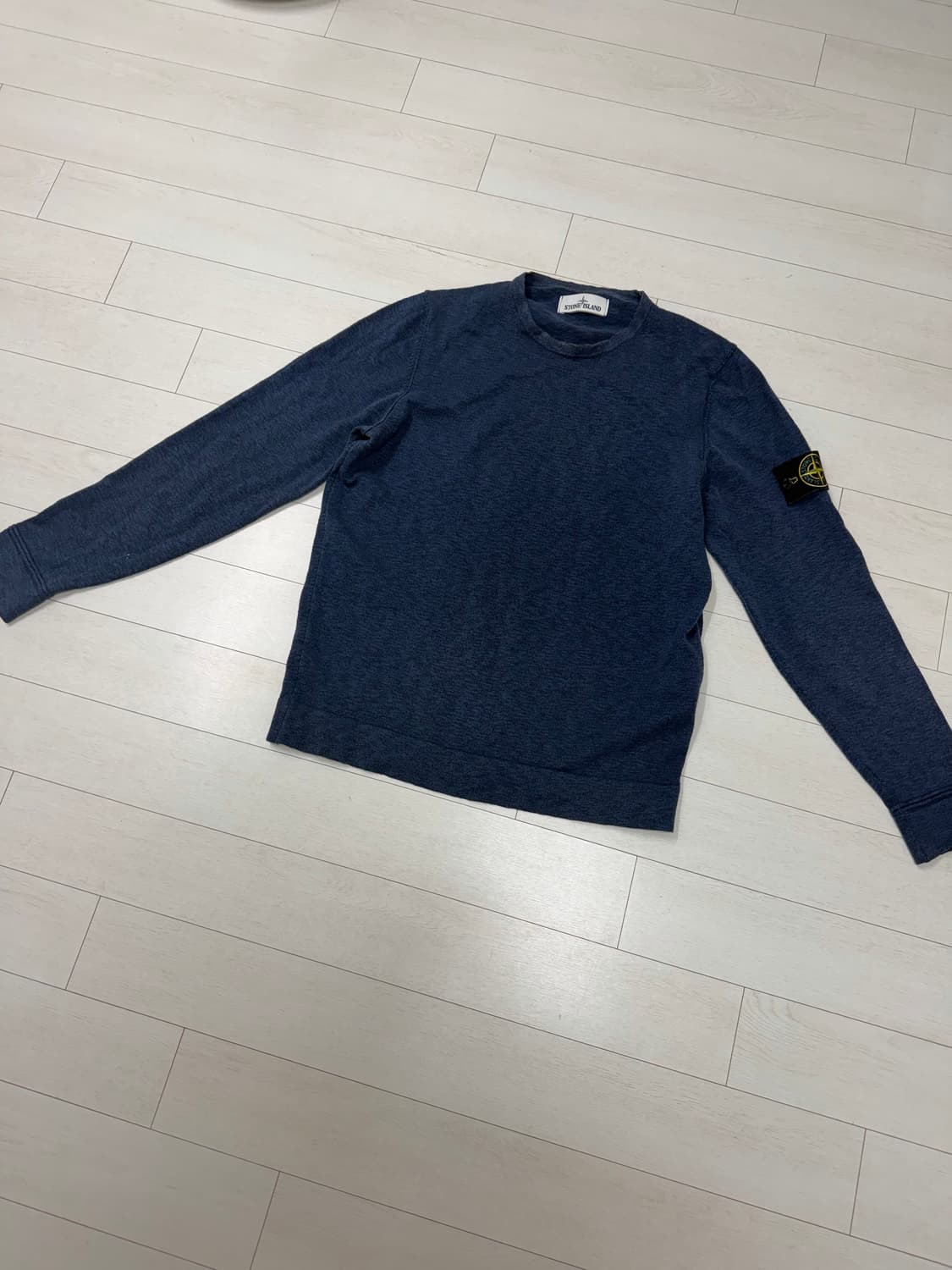스톤아일랜드 니트 M  사이즈  상태 8.4/10  사진 찍고 절대 안입 상품이미지1