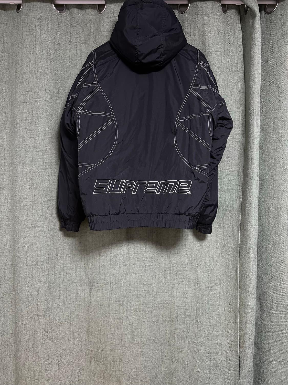 슈프림 후드패딩 상품이미지1