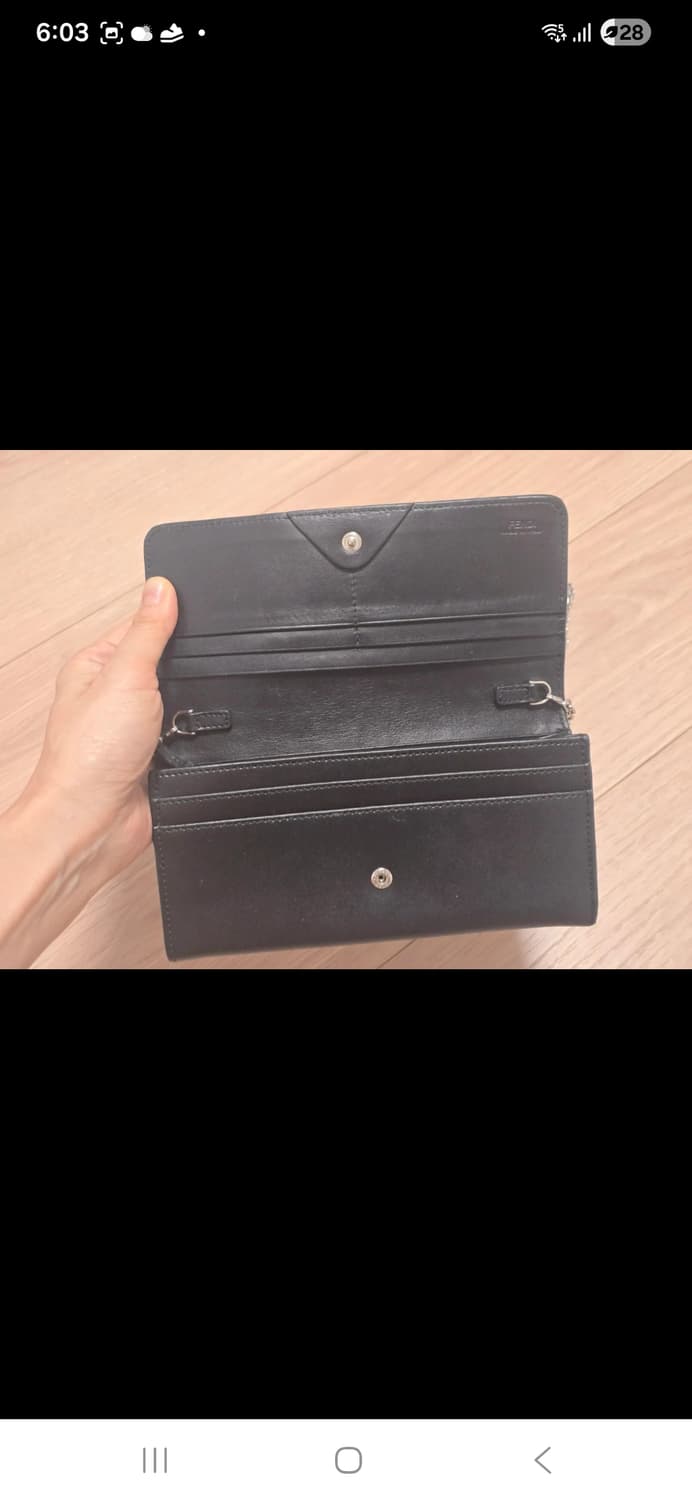 펜디 스터드.미니백겸 지갑 상품이미지4