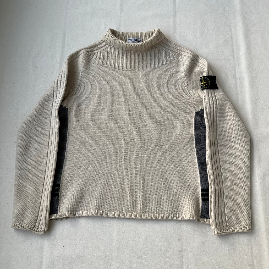 스톤 아일랜드 2003 A/W 크롭 니트 상품이미지1