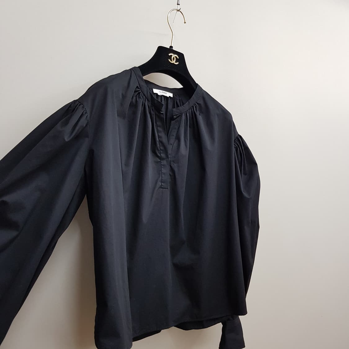 이자벨마랑 코튼 볼륨 슬리브 블라우스 38사이즈 상품이미지4