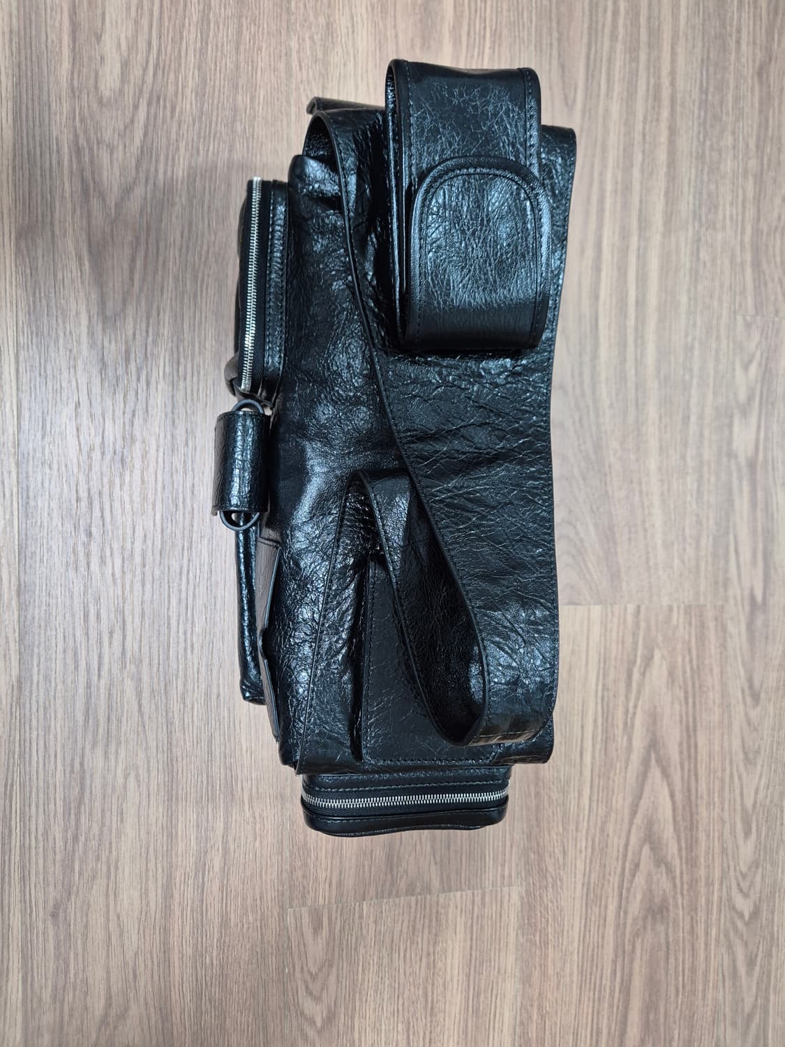 발렌시아가 슈퍼비지 수퍼비지 스몰 슬링백 블랙 상품이미지4