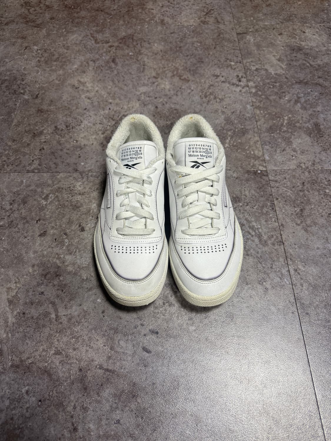 리복 마르지엘라 클럽c 255 상품이미지1