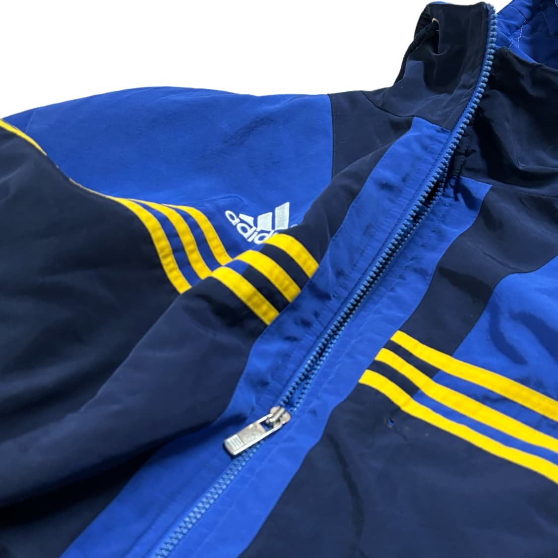 아디다스 올드스쿨 오버핏 누빔 점퍼 블루 옐로우  상품이미지5