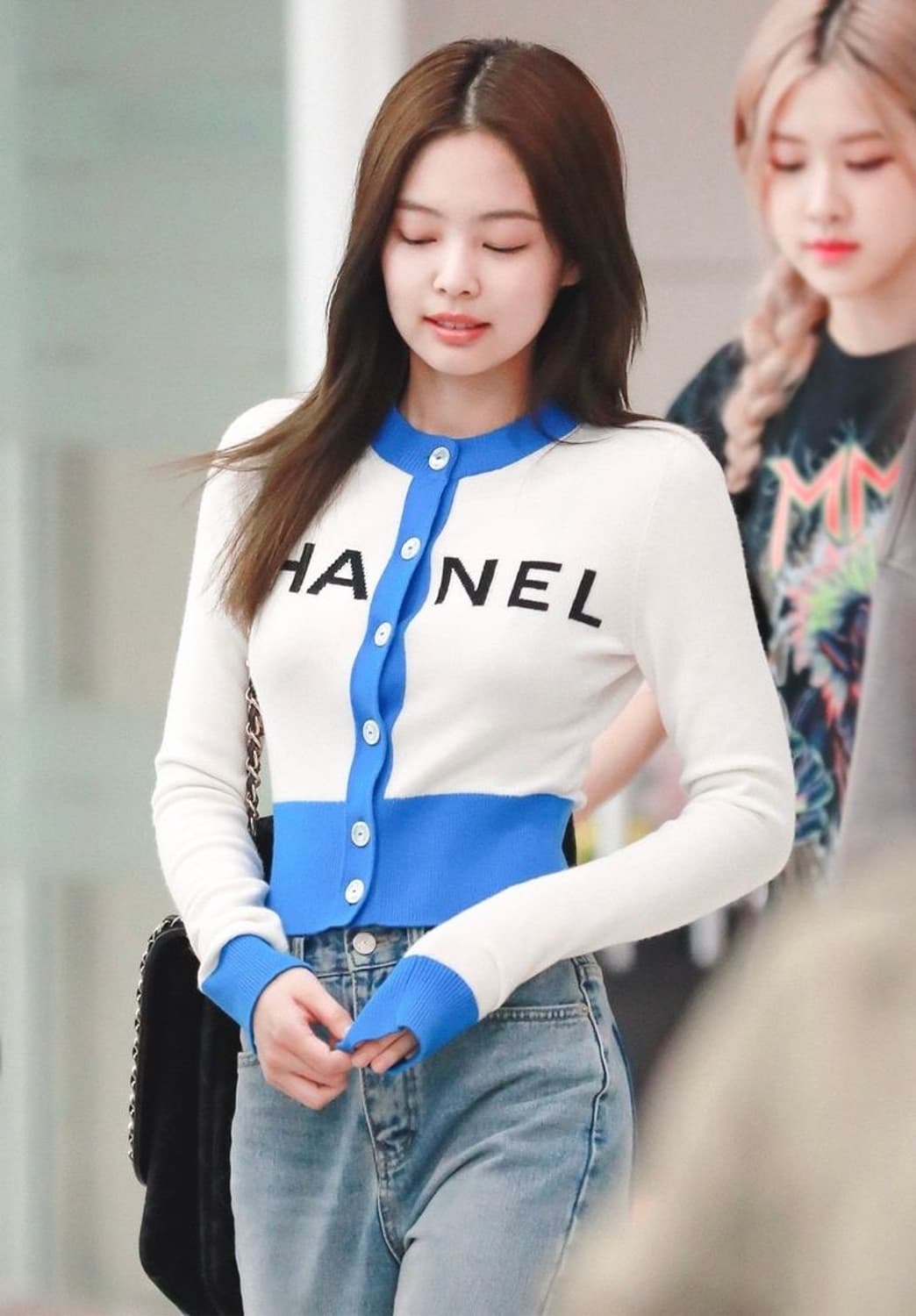 샤넬 스펠아웃 로고 캐시미어 가디건 상품이미지1