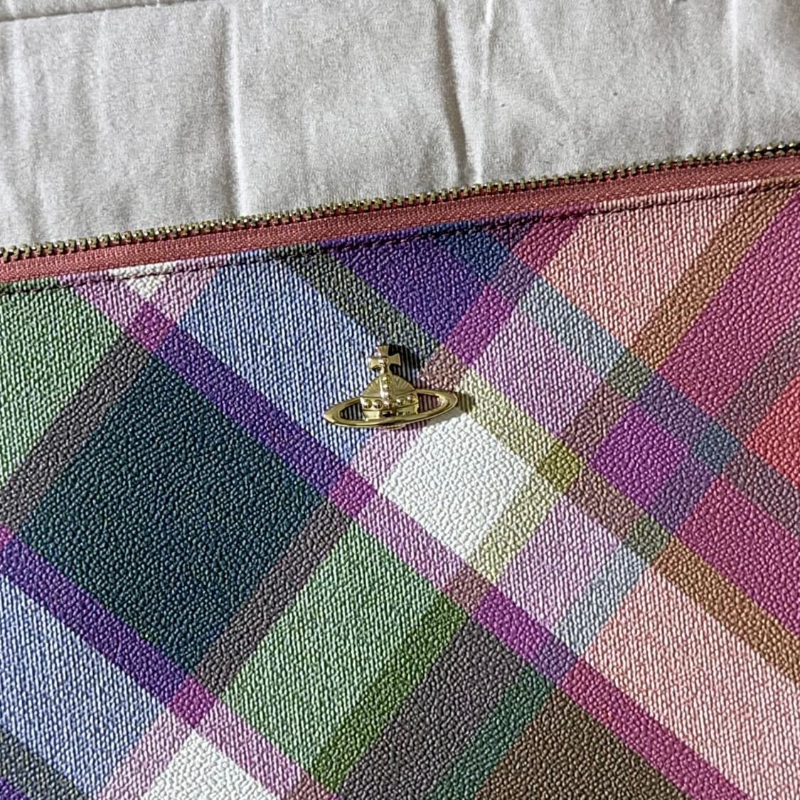 비비안웨스트우드 체크 클러치백 파우치 가방 상품이미지3