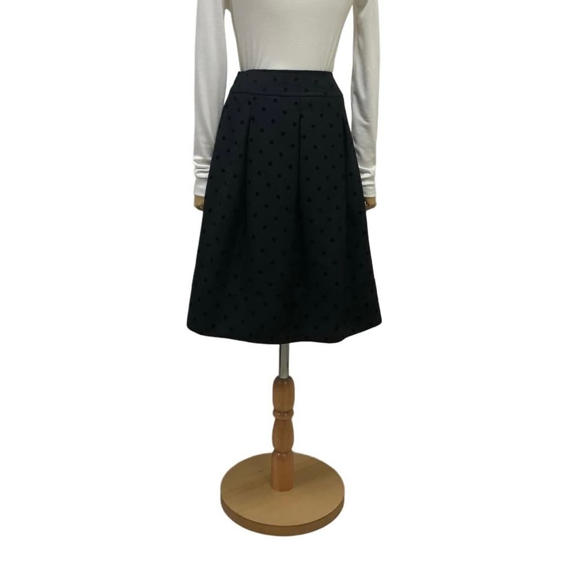 다크 차콜 도트 스커트 상품이미지5