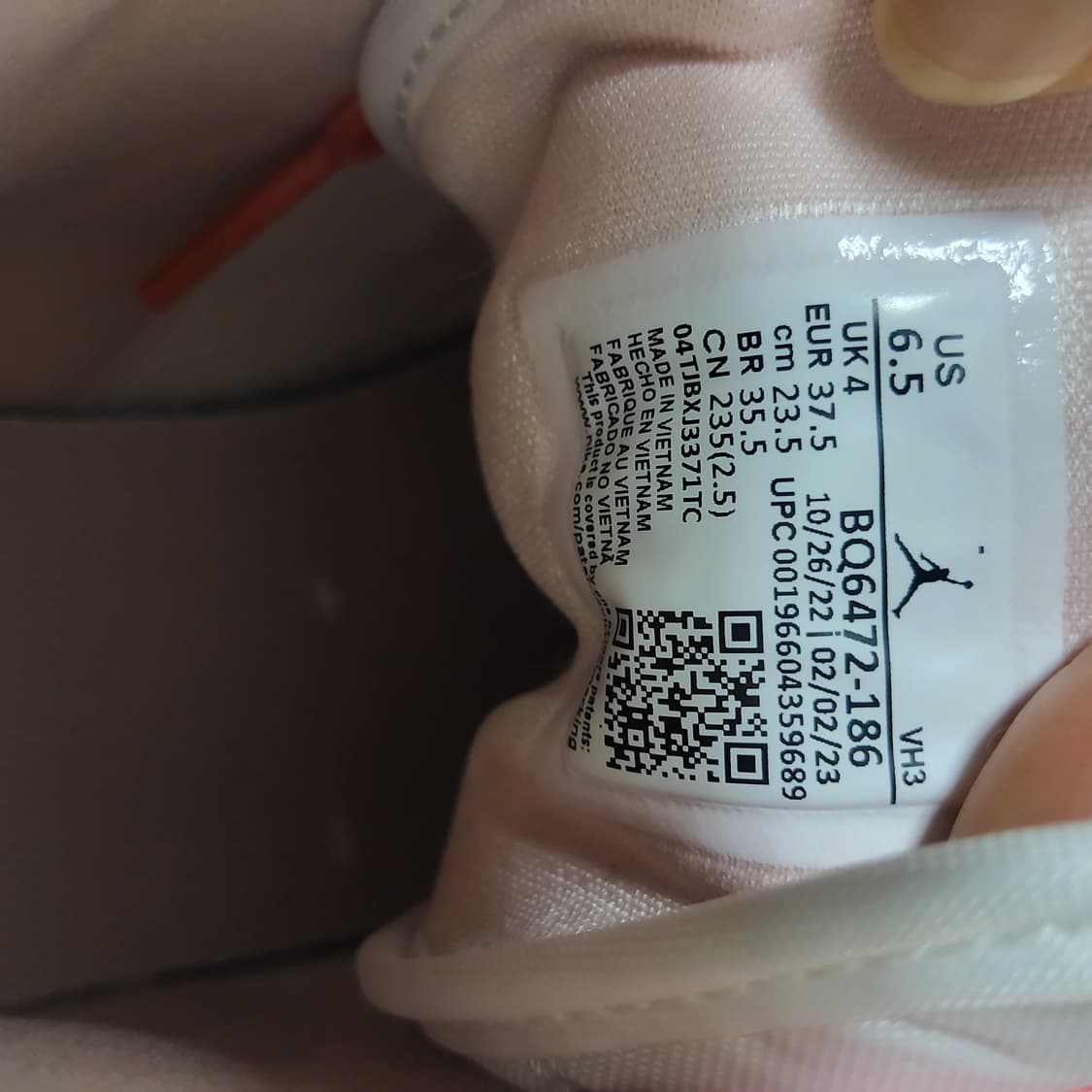 나이키 에어조던 1 미드 하이탑 스니커즈 딸기우유 235 상품이미지6