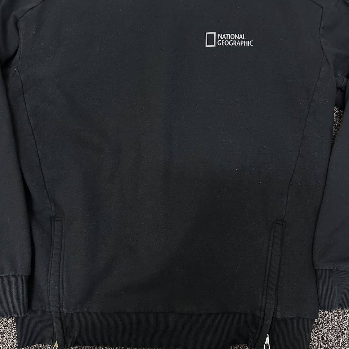 내셔널지오그래픽 기모 맨투맨 블랙 95(M) 상품이미지3