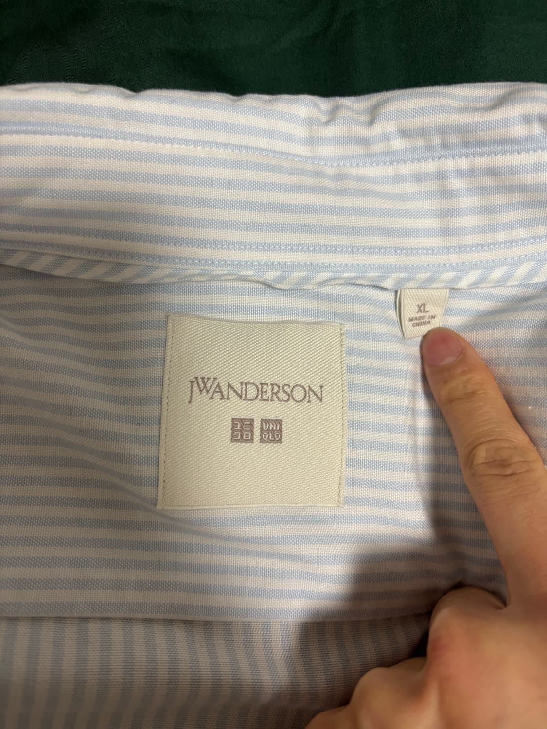 유니클로 X jw Anderson 셔츠 상품이미지4