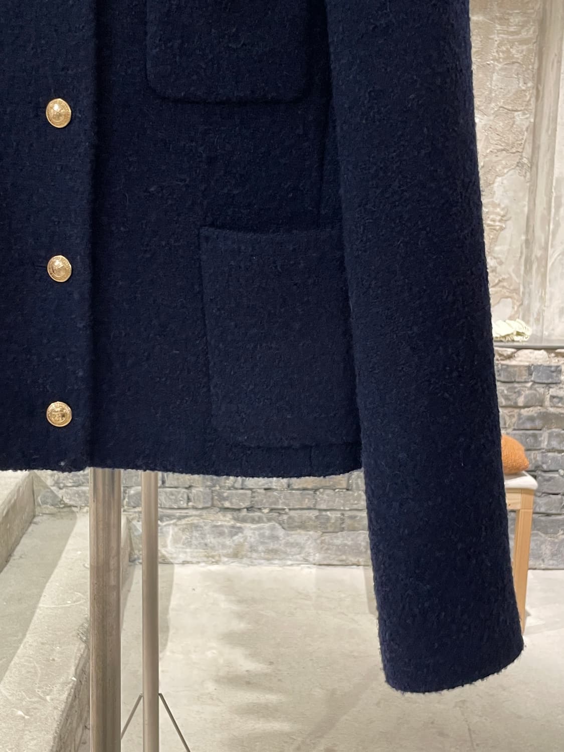 아페쎄 다크 네이비 금장 버튼 트위드 자켓 상품이미지5