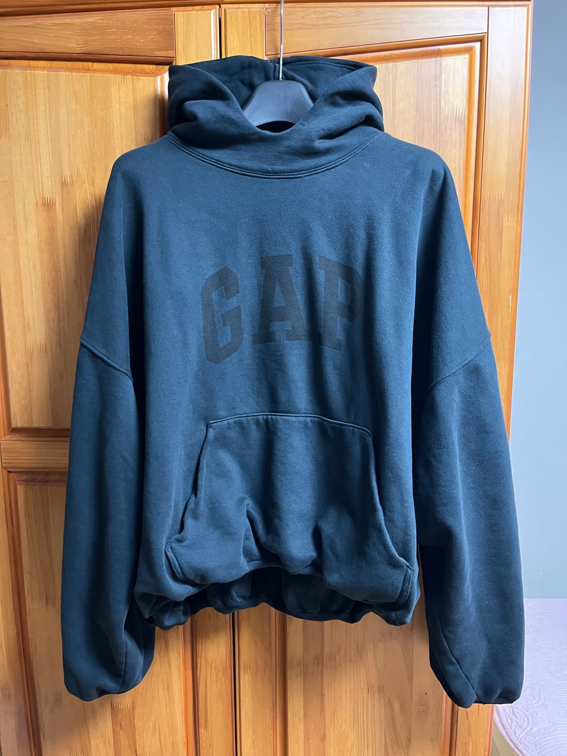 이지갭 발렌시아가 도브 후드 상품이미지1